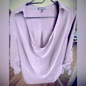 ☘️Eileen Fisher 100% silk scoop neck top, dusty lilac, size medium